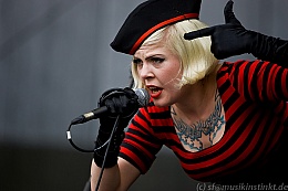 Kamikaze Queens - Schloss Holte, Serengeti Festival, 27.06.2009